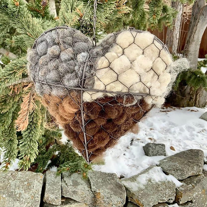 Herzförmiger, nistender Gartendekorhalter